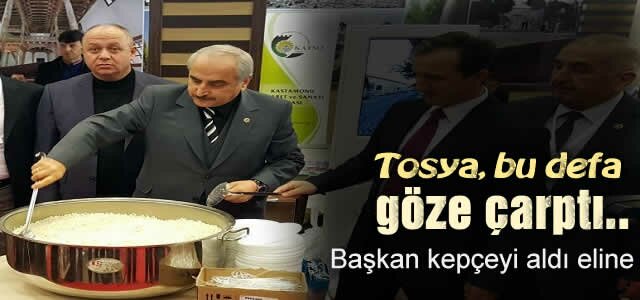 BAŞKAN ŞAHİN EMİTT FUARINDA KEPÇE KEPÇE PİLAV DAĞITTI