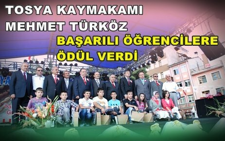 Kaymakam Türköz Başarılı Öğrencileri Festivalde Ödüllendirdi