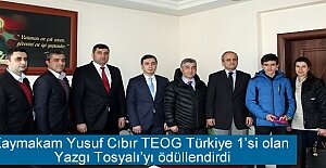 TEOG TÜRKİYE 1. YAZGI TOSYALI KAYMAKAM TARAFINDAN ÖDÜLLENDİRİLDİ
