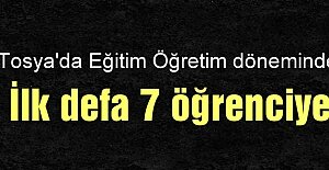 TOSYA ‘DA 7 SURİYELİ ÖĞRENCİYE VERİLDİ
