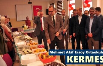 Mehmet Akif Ersoy Ortaokulu Kermes Düzenledi