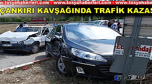 Tosya Çankırı Kavşağında Trafik Kazası