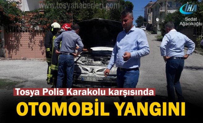 Tosya Polis Karakolu Karşısı Otomobil Yangını