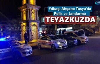 Tosya'da Yılbaşı Akşamı Emniyet Ekipleri Asayiş Uygulaması Yaptı