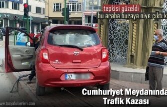 Tosya Cumhuriyet Meydanı Trafik Kazası