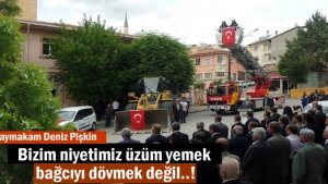 Tosya Belediyesine kazandırılan iş makineleri dün düzenlenen törenle hizmete girdi
